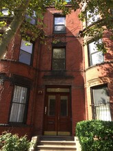 429 Marlborough St, Unit 1 in Boston, MA - Building Photo - Building Photo