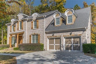 1106 Devine Cir NE in Atlanta, GA - Building Photo - Building Photo