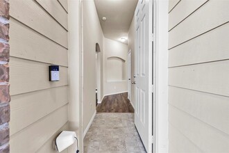 24531 Lakecrest Town Dr in Katy, TX - Building Photo - Building Photo