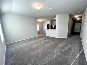 1314 Travertine Pl in Noble, OK - Building Photo - Building Photo