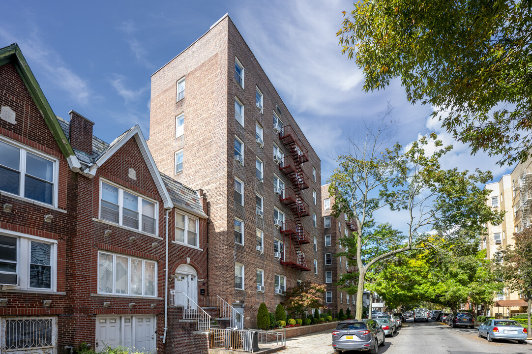 1350 Ocean Pky in Brooklyn, NY - Building Photo