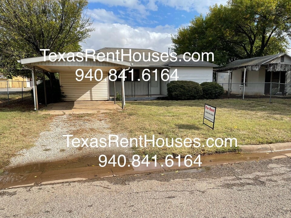 3209 Buchanan St in Wichita Falls, TX - Building Photo