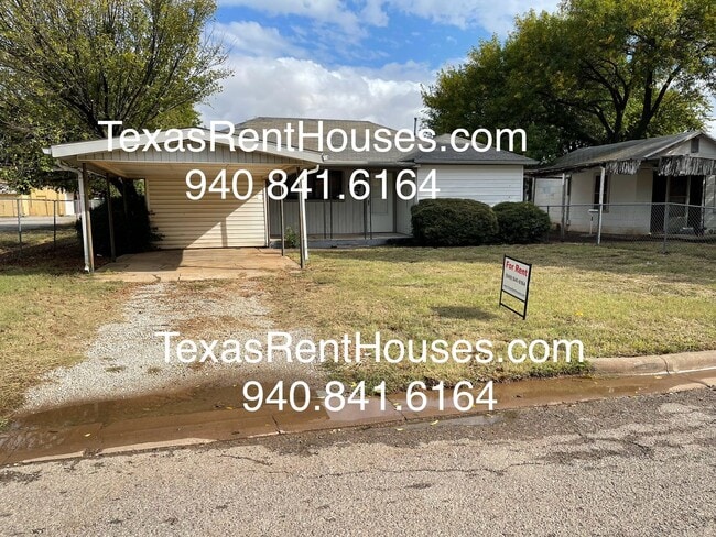 property at 3209 Buchanan St