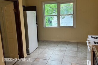 9928 S Wentworth Ave in Chicago, IL - Building Photo - Building Photo
