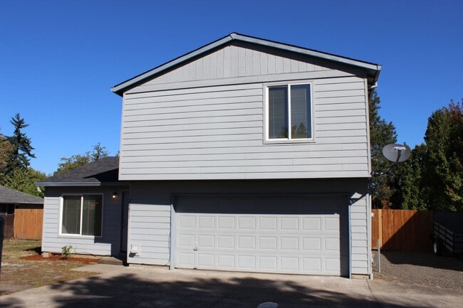property at 20071 SW Jann Pl