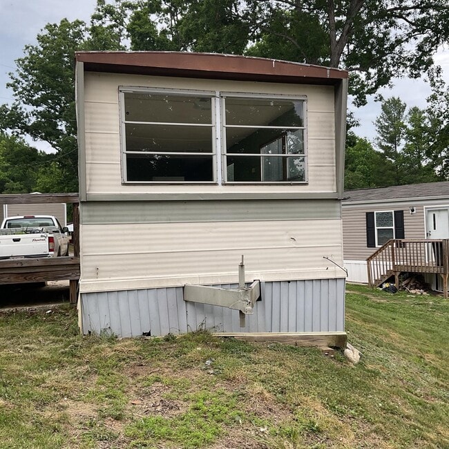 property at 1075 Sweeten Creek Rd