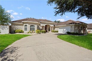 23 E Champion St in Edinburg, TX - Building Photo