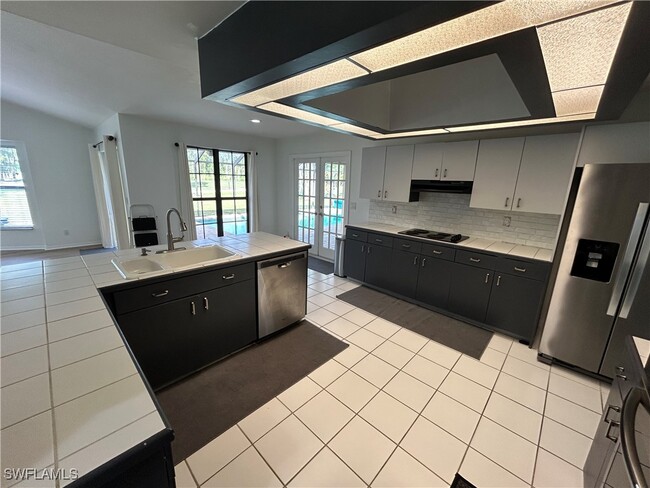 7741 Twin Eagle Ln in Ft. Myers, FL - Building Photo - Building Photo