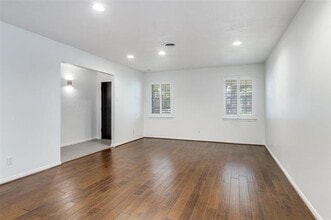 10415 Mapleridge Dr in Dallas, TX - Building Photo - Building Photo