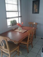 6835 Blind Pass Rd, Unit 2 in St Pete Beach, FL - Foto de edificio - Building Photo