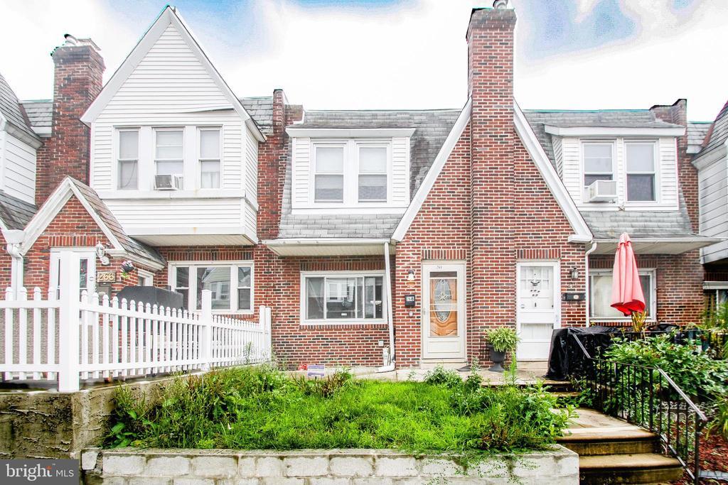 268 Sanford Rd in Upper Darby, PA - Building Photo