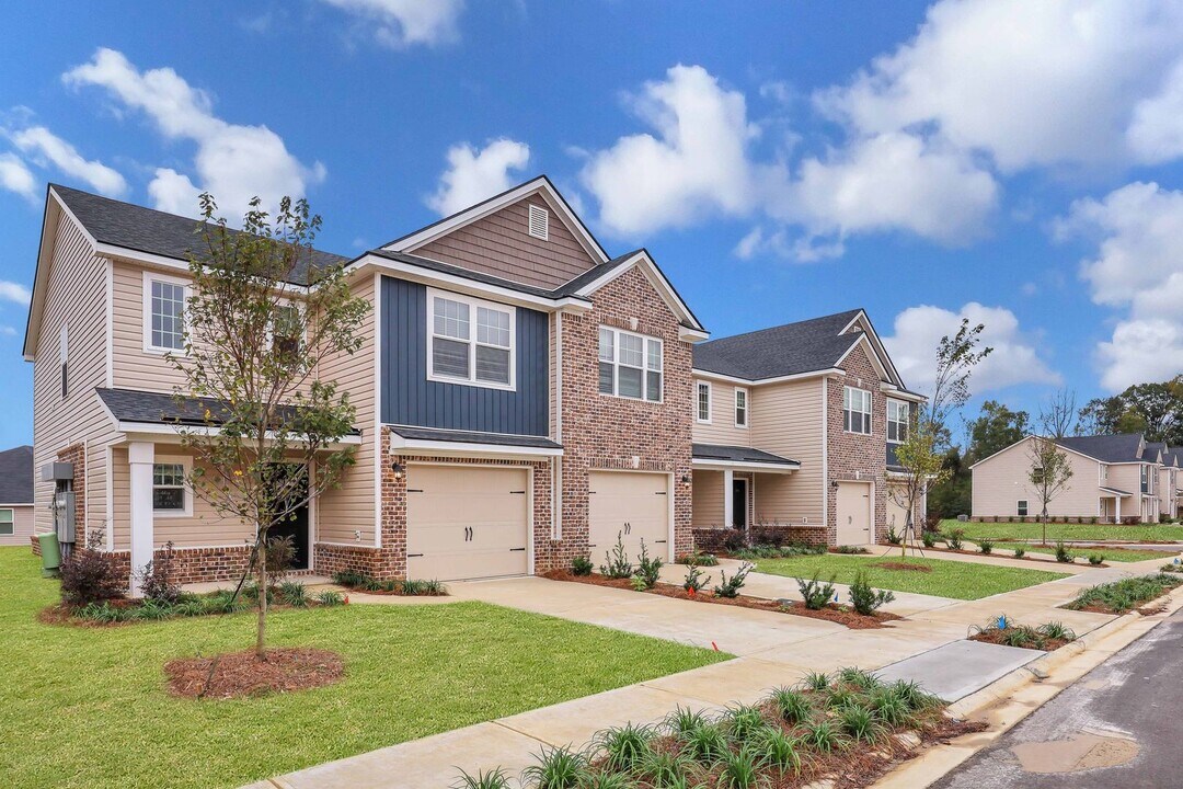 318 Toler Ave in Statesboro, GA - Building Photo