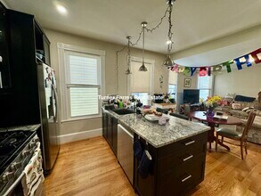 125 Princeton St, Unit 1 in Boston, MA - Building Photo - Building Photo