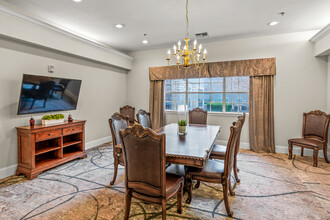 Mountain Creek Retirement Living in Grand Prairie, TX - Building Photo - Interior Photo