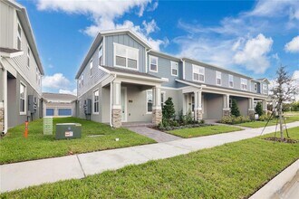 13223 Calming Breeze Wy in Winter Garden, FL - Building Photo - Building Photo