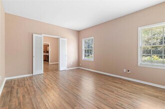 2825 Cottage Hill Rd in Mobile, AL - Building Photo - Building Photo