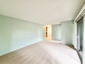 3741 Kanaina Ave in Honolulu, HI - Foto de edificio - Building Photo