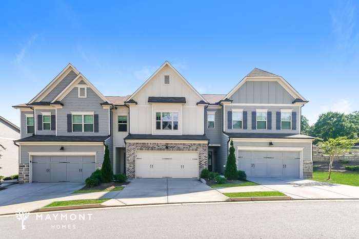 1178 Spring Marsh Ct NE in Gainesville, GA - Building Photo