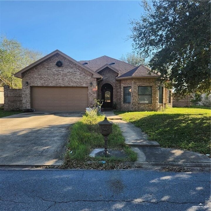 2509 Whitewing Ave in McAllen, TX - Building Photo