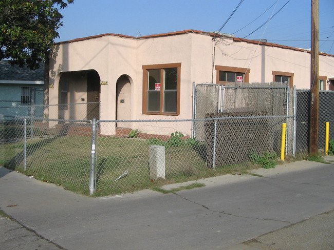 property at 1304 Junipero Ave