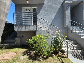 1054 Harrison Ave in Los Angeles, CA - Building Photo - Building Photo