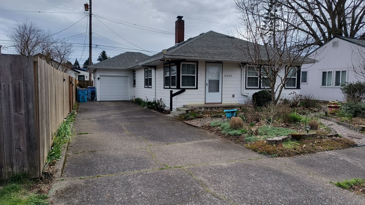 3003 E 24th St in Vancouver, WA - Building Photo