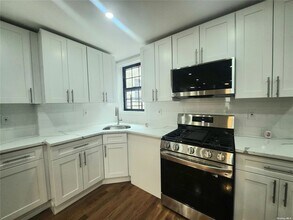 2273 Pacific St, Unit 2 in Brooklyn, NY - Building Photo - Building Photo