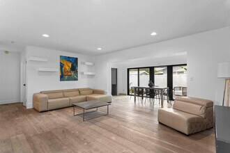 715 NE 25th Ave in Pompano Beach, FL - Building Photo - Building Photo