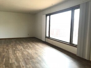 1129 26th Ave S in Moorhead, MN - Building Photo - Building Photo
