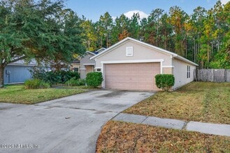 75277 Ravenwood Dr in Yulee, FL - Building Photo - Building Photo