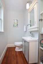 425 Medford St, Unit 3 in Somerville, MA - Foto de edificio - Building Photo