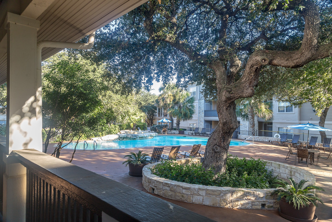 Rocking Horse Ranch in Round Rock, TX - Building Photo