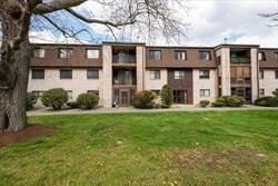 property at 1 Greenbriar Dr
