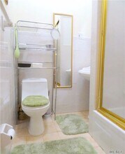 23-11 41st St-Unit -2R in Queens, NY - Building Photo - Building Photo