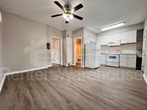 1314 22nd St in Des Moines, IA - Foto de edificio - Building Photo