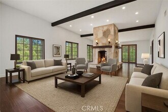 14 Appaloosa Ln in Bell Canyon, CA - Foto de edificio - Building Photo