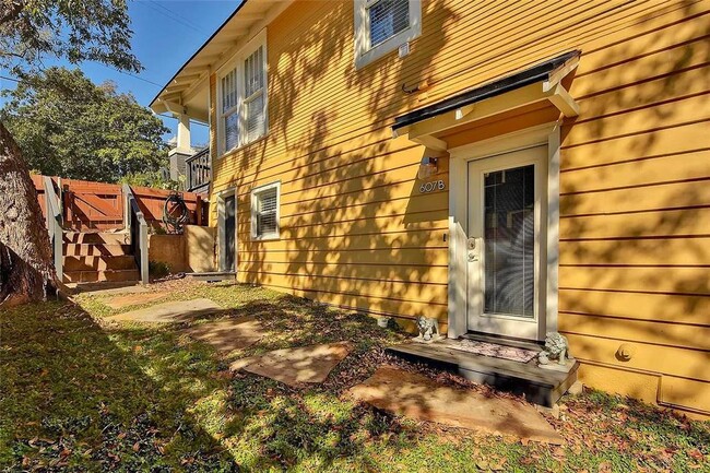 607 Baylor St in Austin, TX - Building Photo - Building Photo