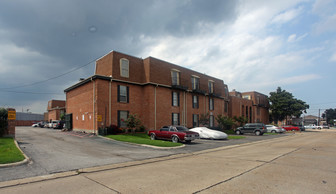 3110 Edenborn Ave Apartments