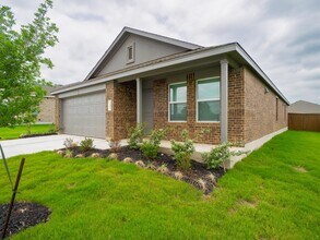 252 Rock Spgs Dr in Marble Falls, TX - Building Photo - Building Photo