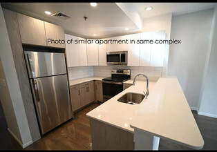 1410 Beacon St, Unit 3 in Brookline, MA - Building Photo - Building Photo