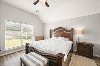 1330 Leigh Gdns Dr in Sugar Land, TX - Building Photo - Building Photo