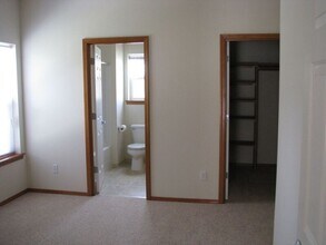 7806 W 5th Ave in Kennewick, WA - Building Photo - Building Photo