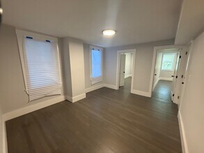 2 Cottage St, Unit 2a in Boston, MA - Building Photo - Building Photo