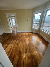 415 Logan St in Bridgeport, CT - Building Photo - Building Photo