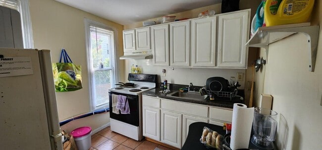 4210 Powelton Ave, Unit First Floor