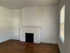 271-273 W 2nd St-Unit -271 in Springfield, OH - Building Photo - Building Photo