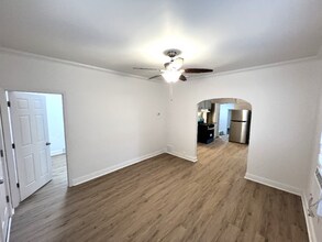 3323 Halsted St in Steger, IL - Foto de edificio - Building Photo