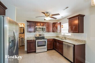 614 Hollow Crst in Clarksville, TN - Building Photo - Building Photo