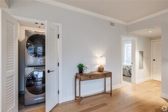 105 W Court St in Ithaca, NY - Building Photo - Building Photo