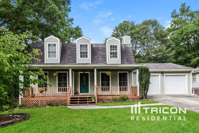 property at 580 Westchester Cir SW